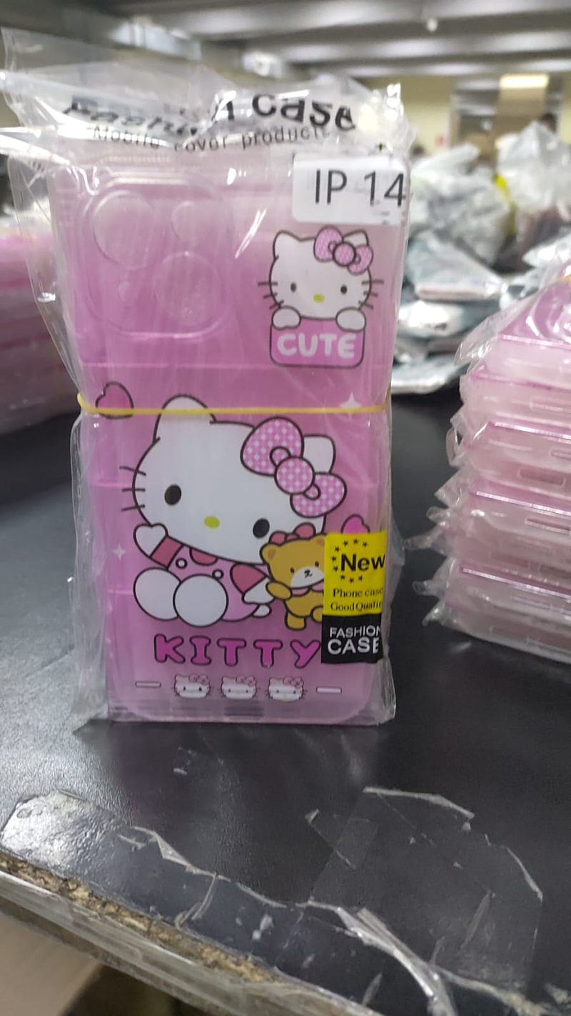 Чехол Kitty Cute iPhone 14 - купить в интернет-магазине BUNNY SHOP